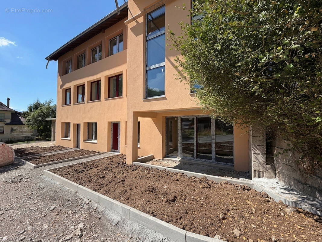 Appartement à SAINT-JEOIRE