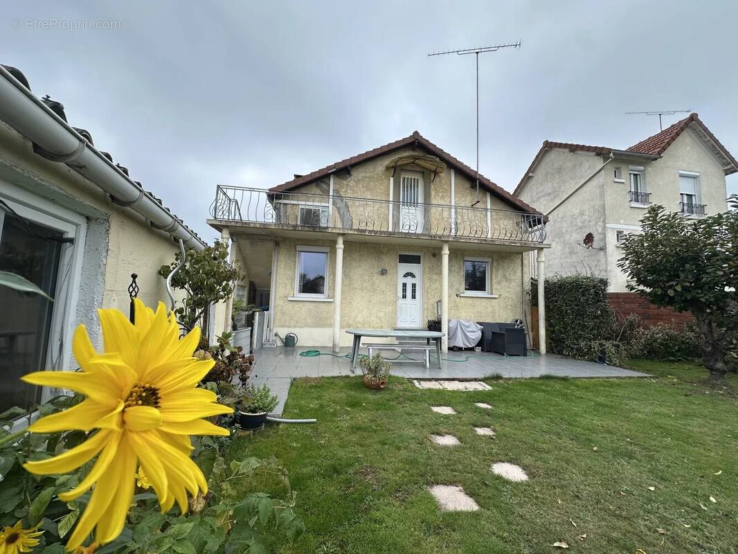 Maison à VIARMES