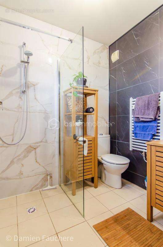 Maison à VAUX-LE-PENIL