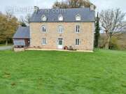 Maison à GLOMEL