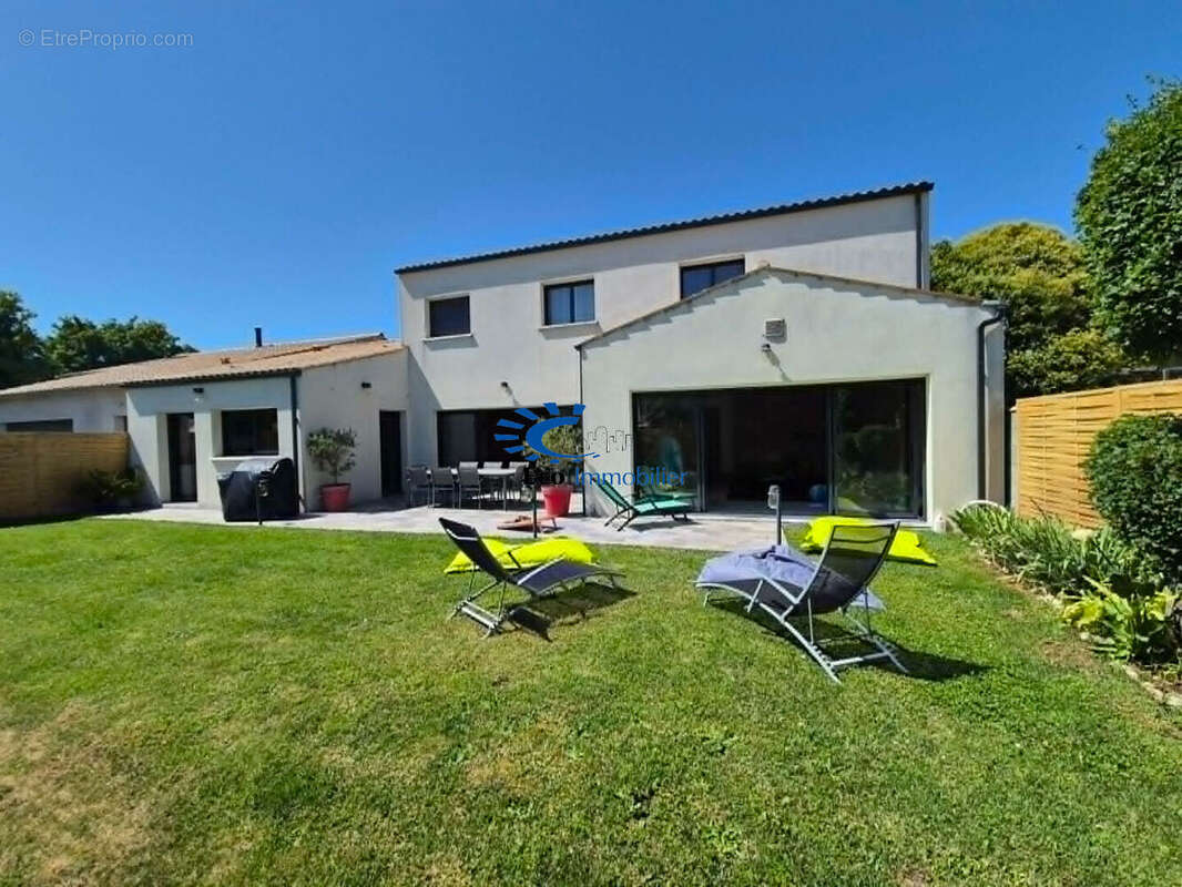 Exclusivite perigny 235 m² jardin - photo 2