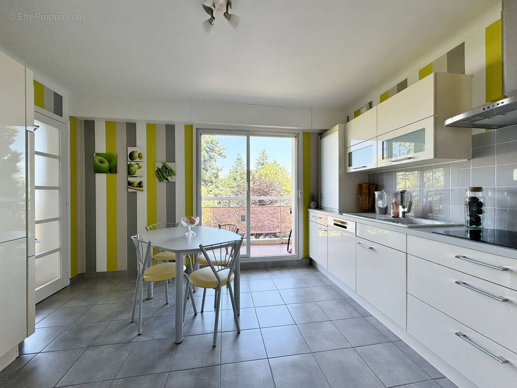 Appartement en Duplex Dernier Etage Entièrement sur Terrasses - photo 7