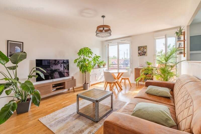 Appartement à NEUILLY-SUR-MARNE