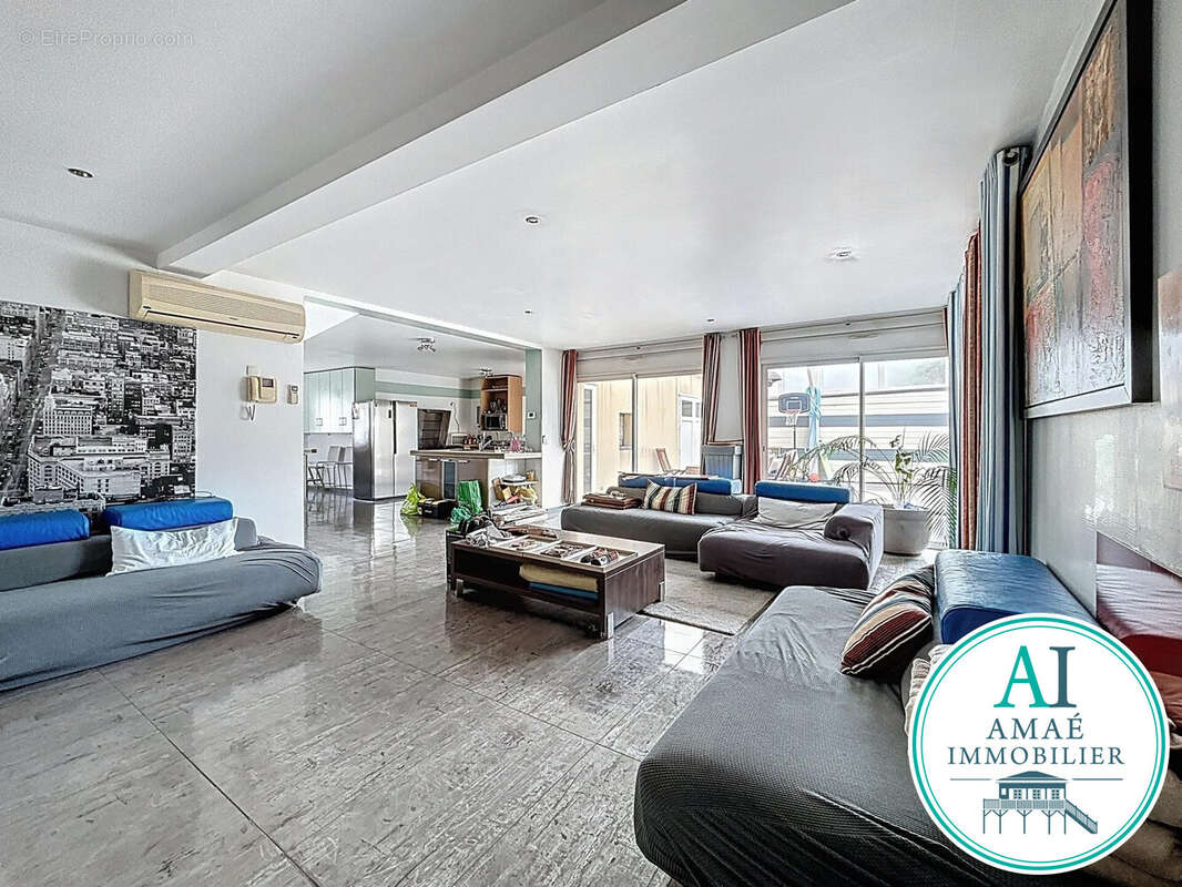 T5_Grand séjour avec cheminée - Appartement à EYSINES