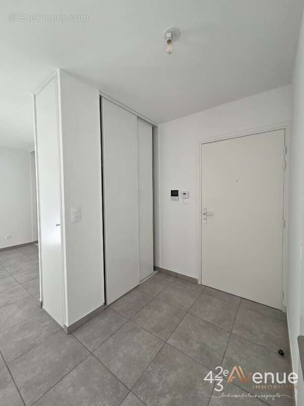 Appartement à SAINT-ETIENNE