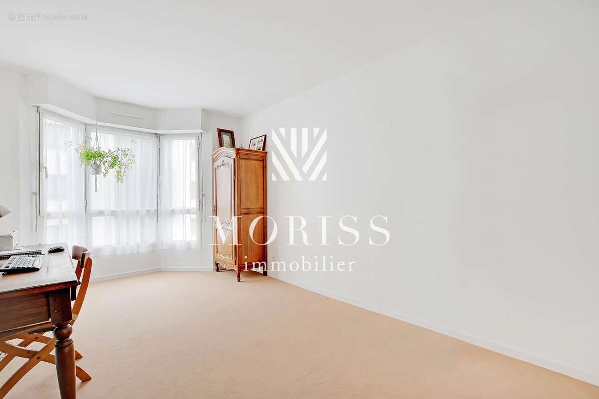 Appartement à PARIS-2E