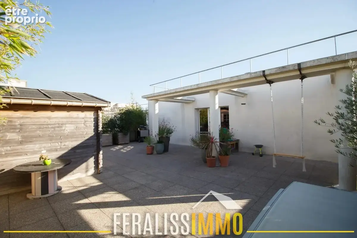 Superbe appartement au dernier étage avec terrasse de 30 m2 - photo 14
