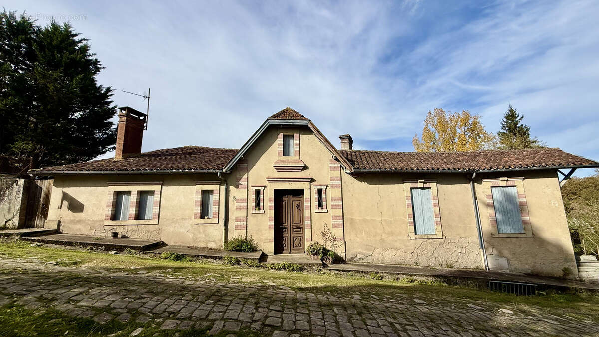 Maison à SAINT-JUSTIN