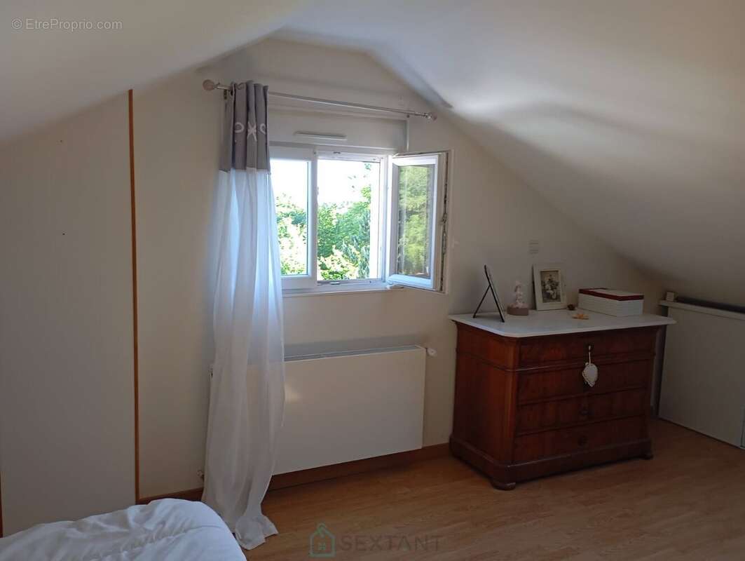 Maison à BOISSISE-LE-ROI