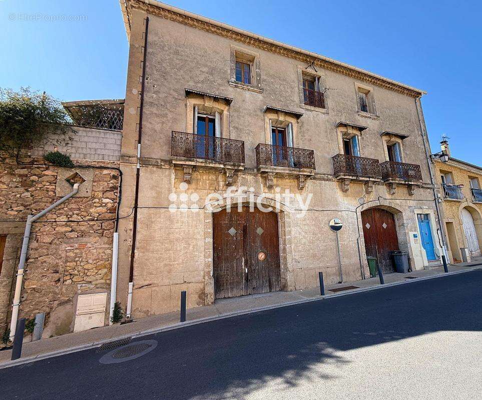 Maison à SAINT-FELIX-DE-LODEZ