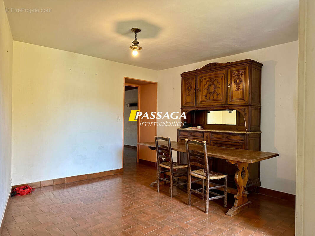 Maison à SEVERAC-LE-CHATEAU