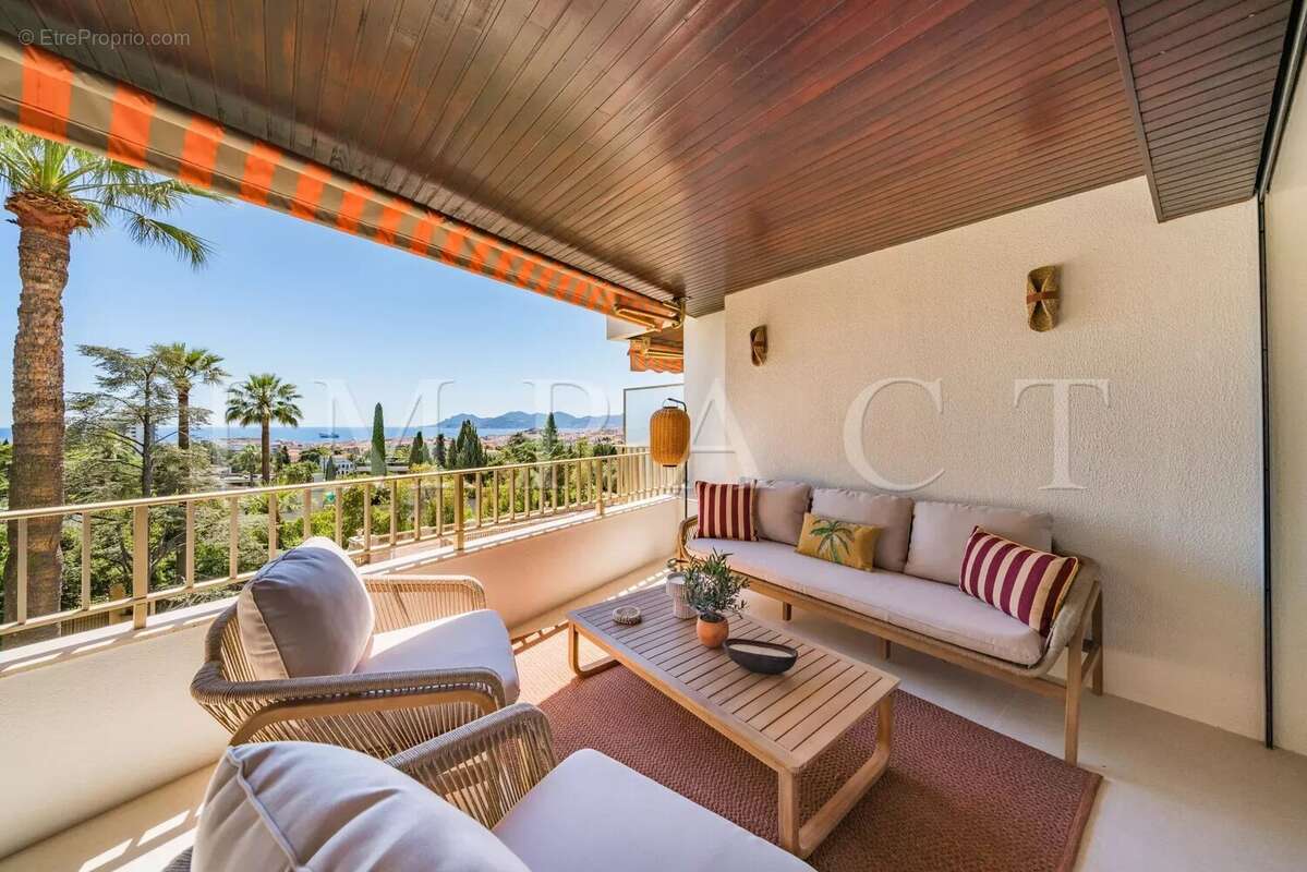 Cannes Oxford Appartement 4 pièces rénové vue Mer à Vendre - photo 14