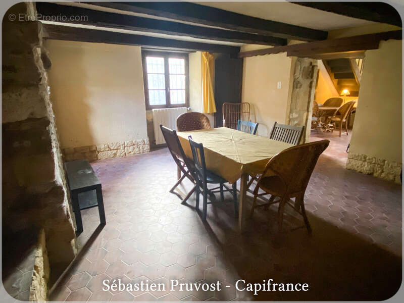 Maison à vendre 6 pièces SAINT JEAN DE COLE (24), trois chambres, 140m2 habitables, au coeur du village touristique - photo 7