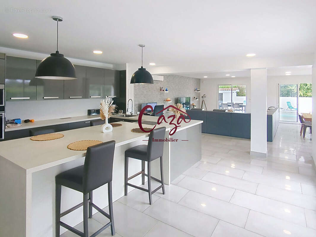 Maison à SAINT-GERMAIN-DU-PUCH