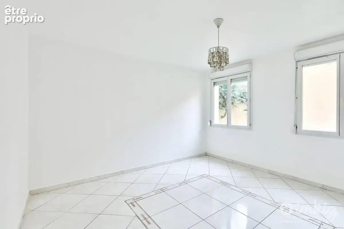 Maison 5 pièces et deux F3 indépendants - photo 5
