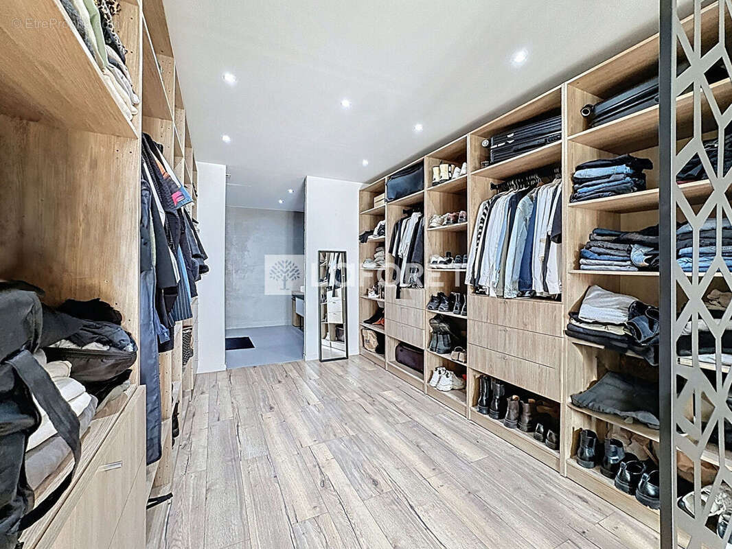 Maison à BONNEUIL-SUR-MARNE