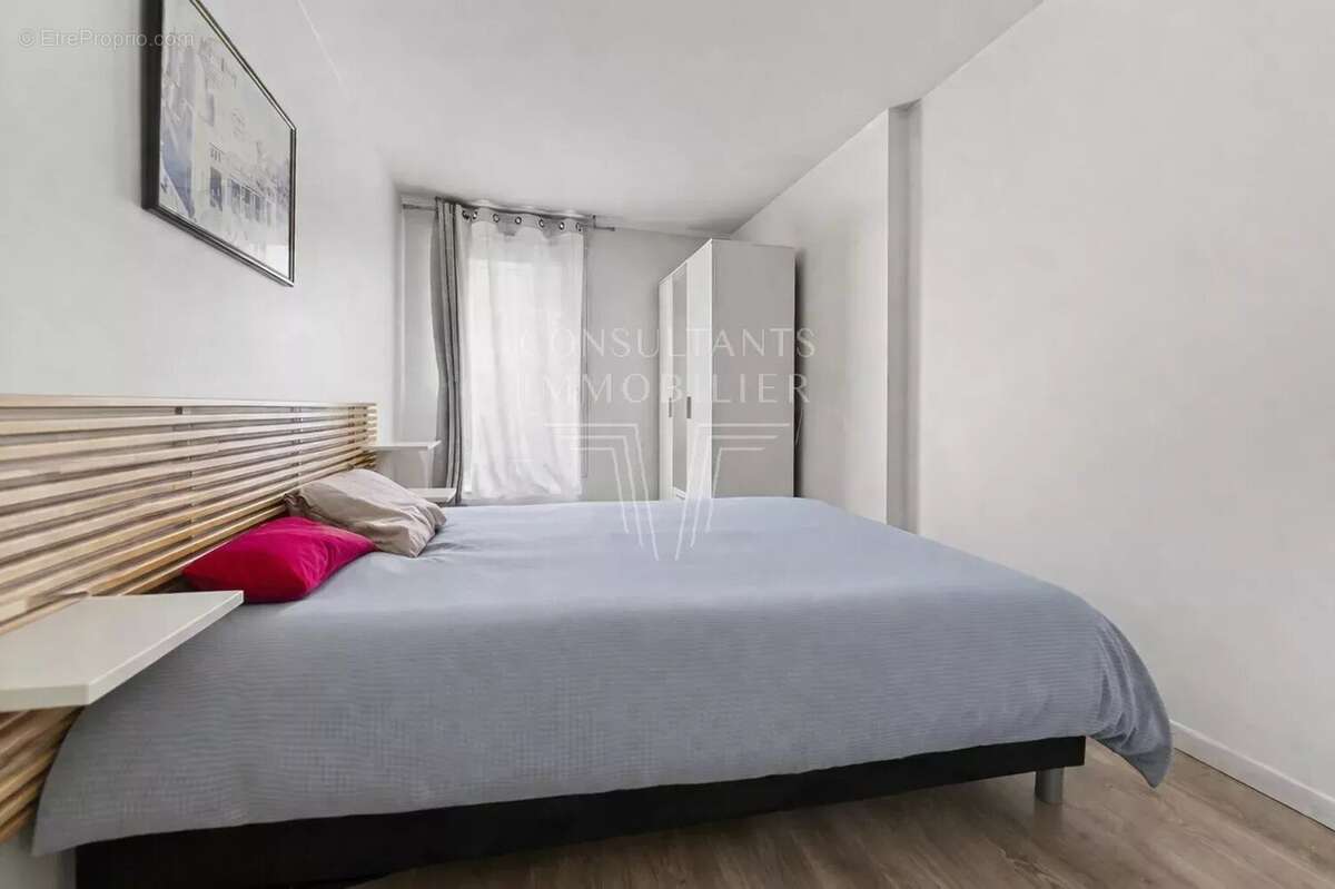 Appartement à LEVALLOIS-PERRET