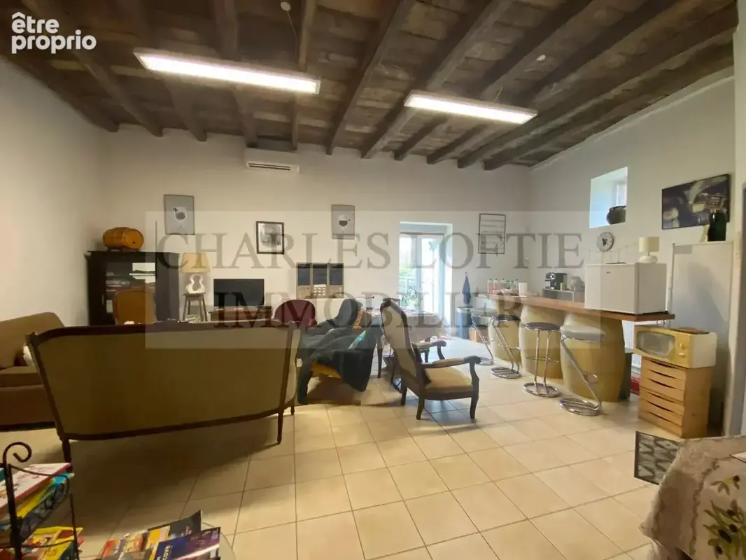Superbe propriete en pierre a usage de chambres d’hotes et gite avec licence 3 - photo 4
