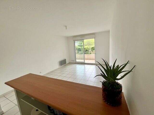 Appartement à LE CRES