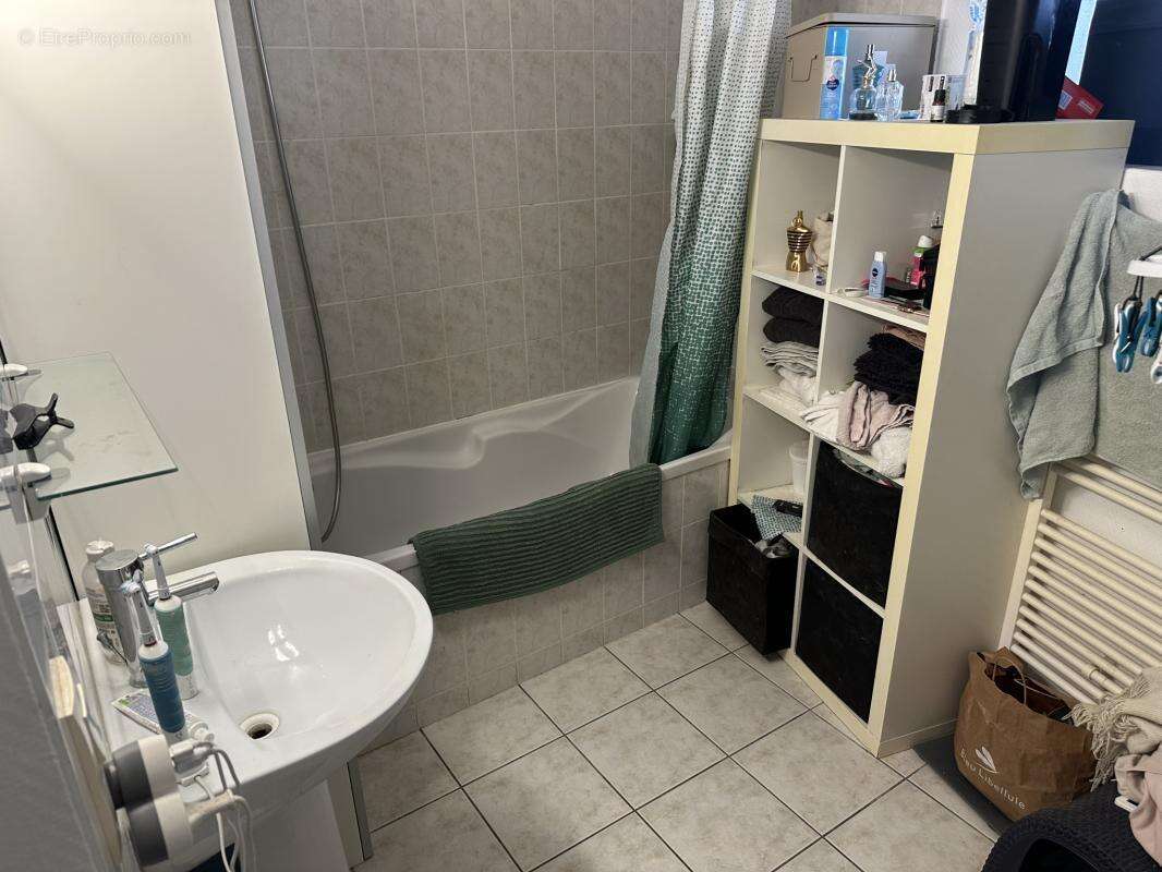 Appartement à COUR-CHEVERNY