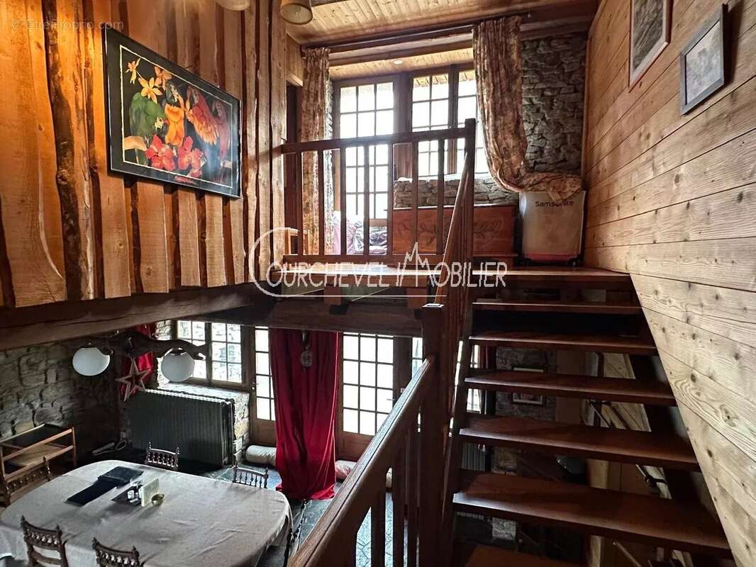 Maison à LA PERRIERE