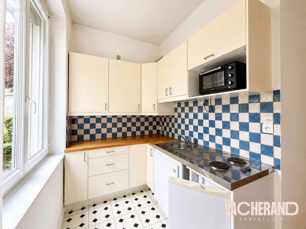 Appartement 24 m² à Lille  - photo 2