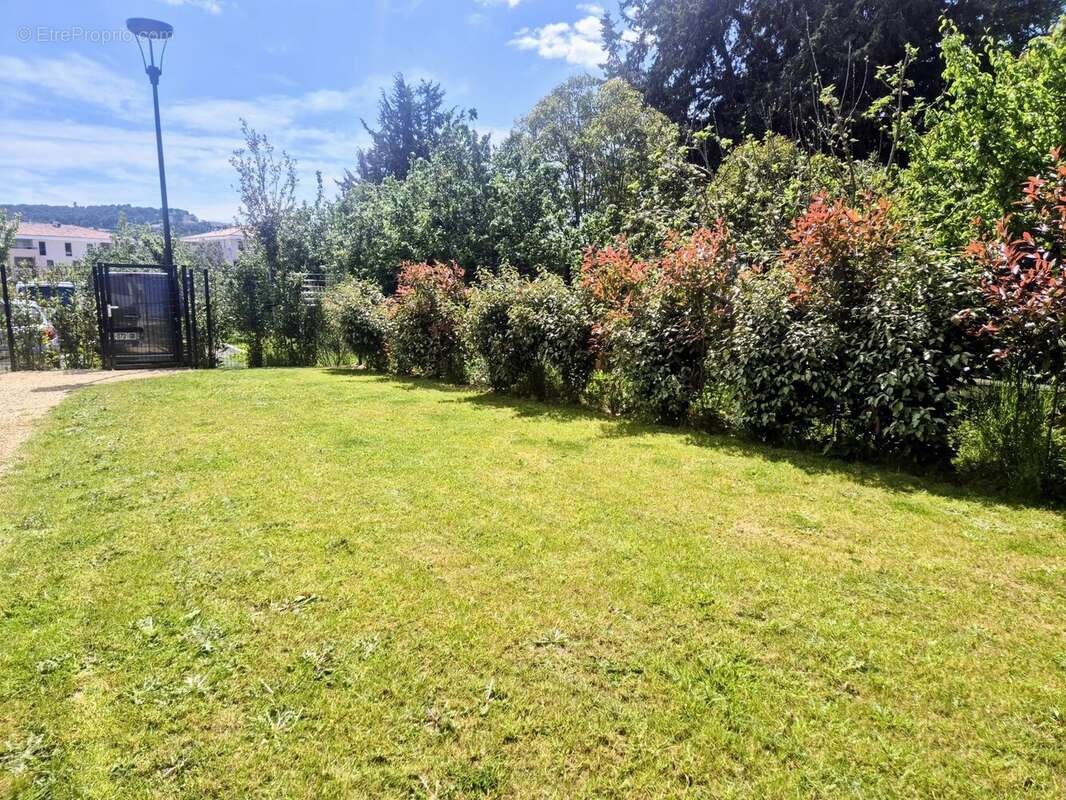 Appartement à VENTABREN