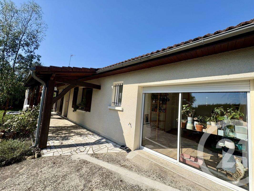 Maison à AIXE-SUR-VIENNE