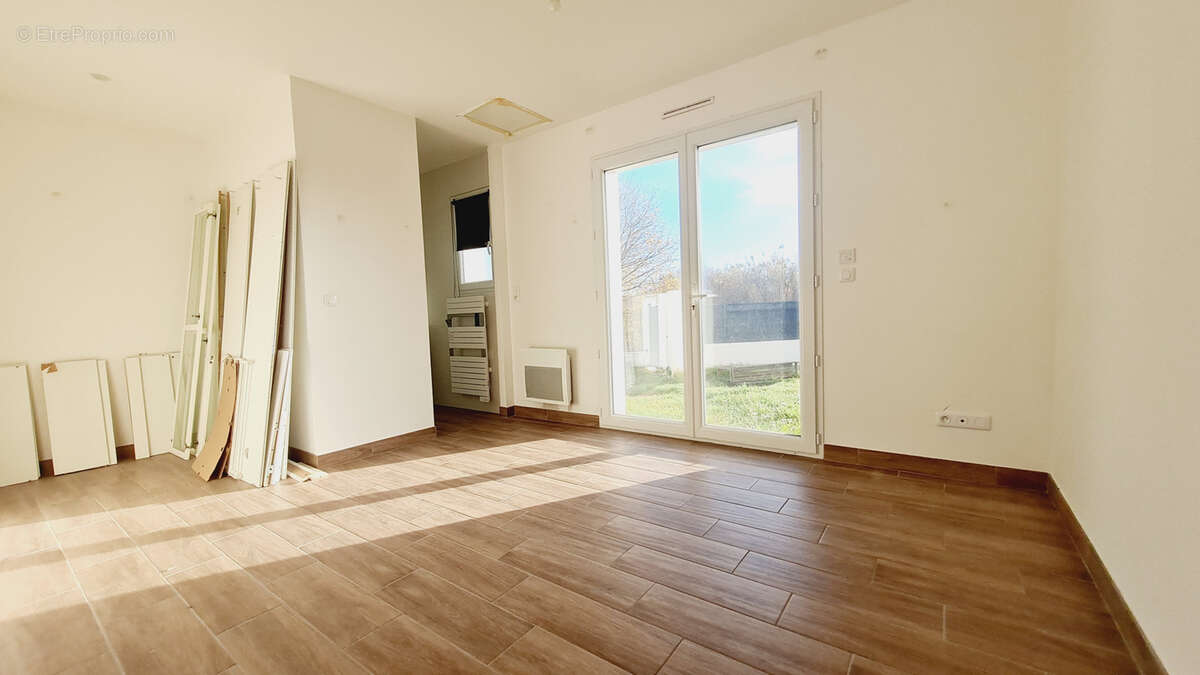 Maison à PUGET-SUR-ARGENS