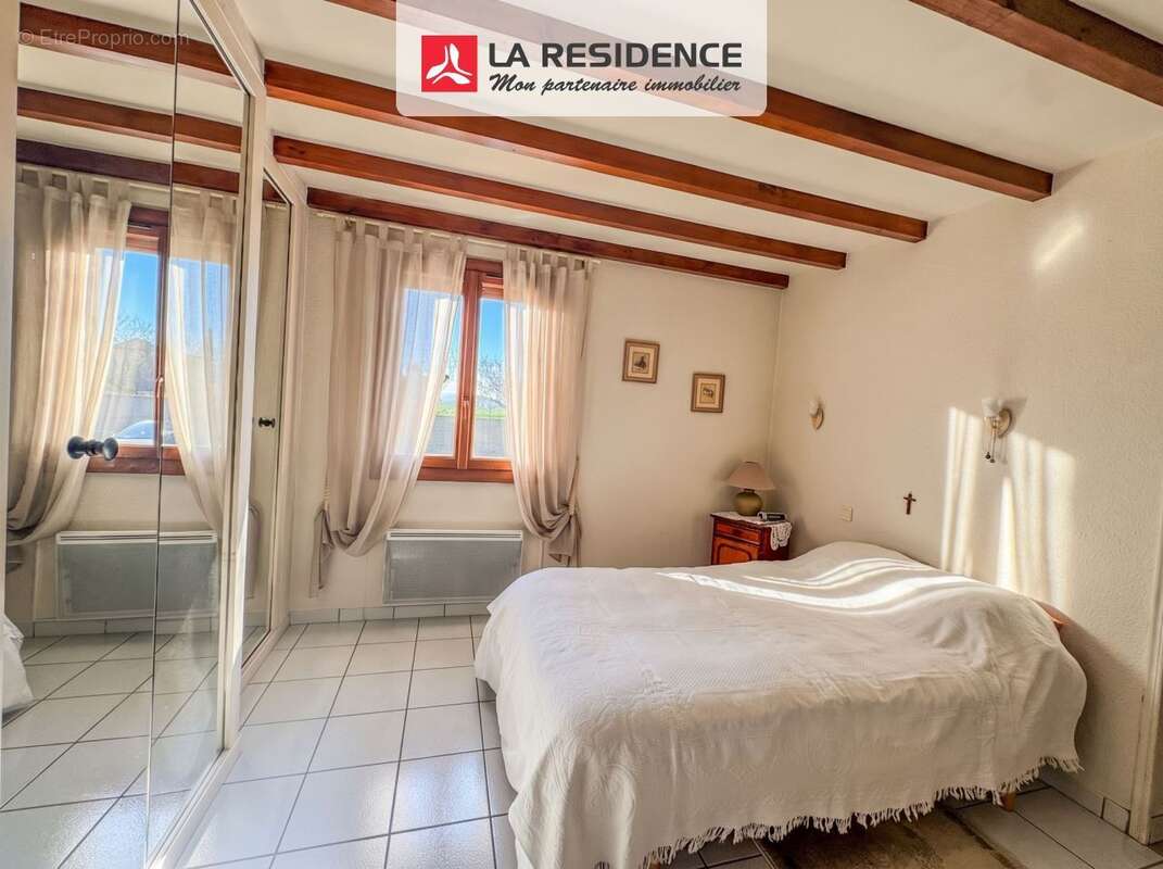 Maison 216 m² à Castelnaudary  - photo 4