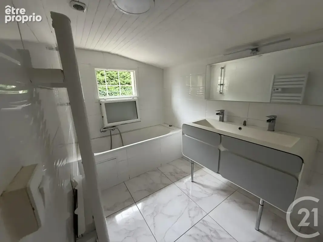 Maison 86 m² à Orthez  - photo 6