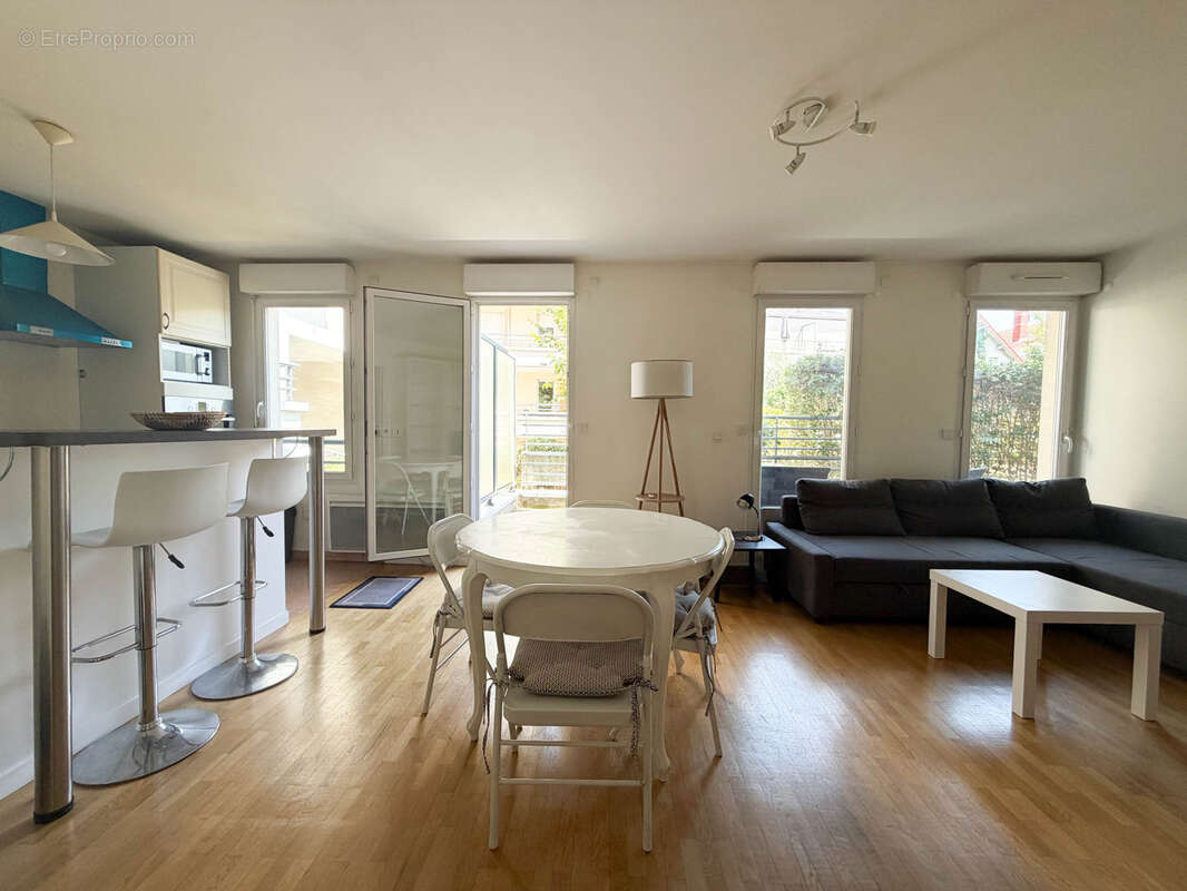 Appartement à SURESNES