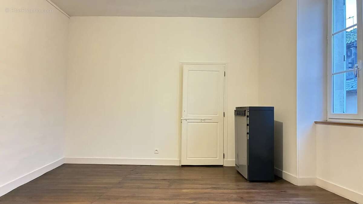 Maison à MONTMORILLON