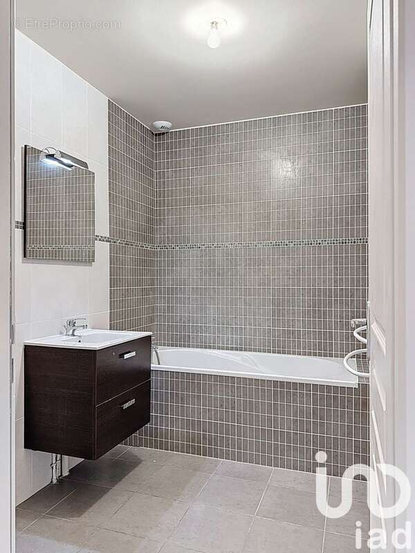 Photo 9 - Appartement à MAGNY-LE-HONGRE