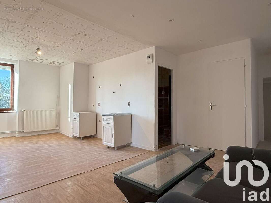 Maison 167 m² à Saint-Hilaire-De-Voust  - photo 9
