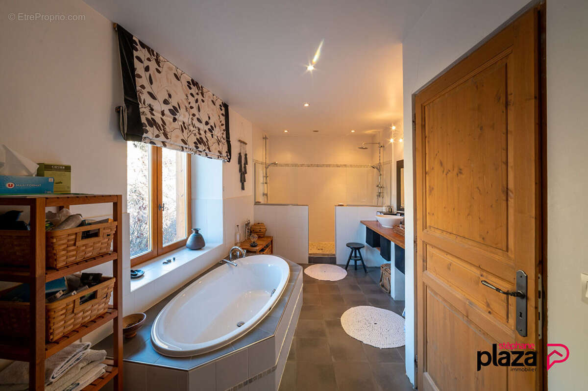 Maison à SAINT-ANDRE-D&#039;EMBRUN