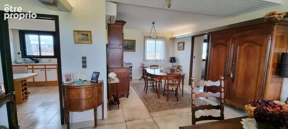 UNIQUEMENT à l'AGENCE CHARBIT  : splendide appartement en Centre ville avec terrasse de 50 m² et parking - photo 6