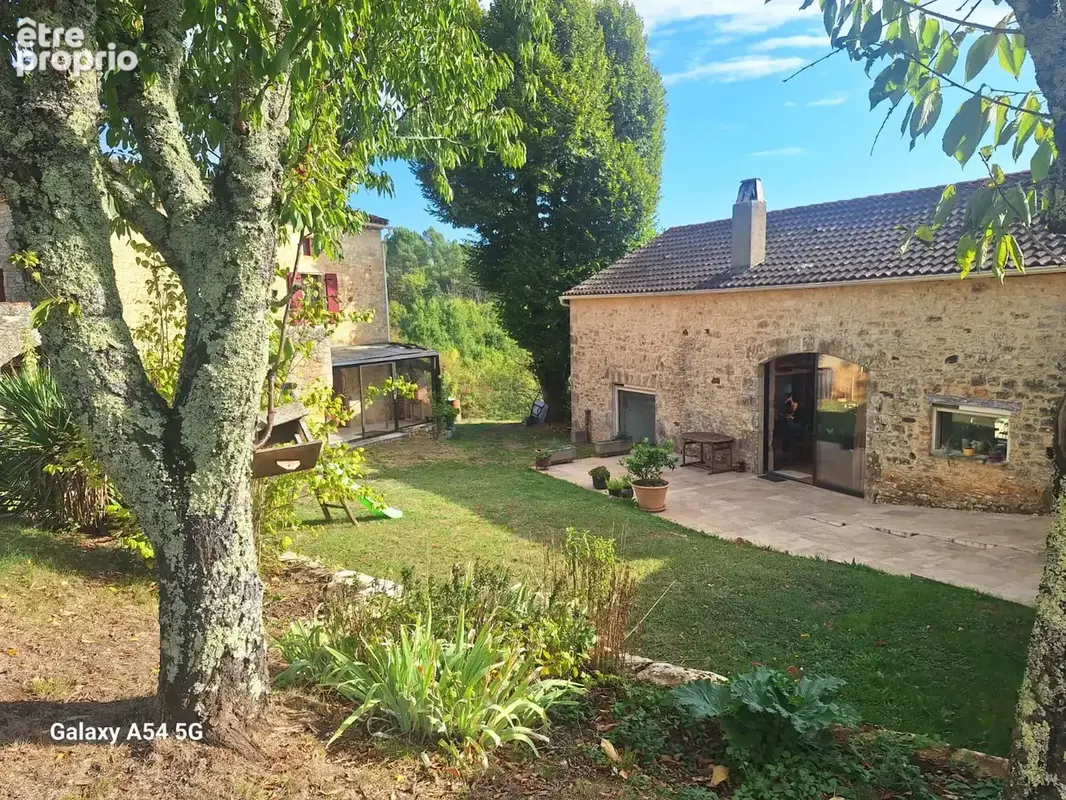 Ensemble immobilier de caractère - photo 14
