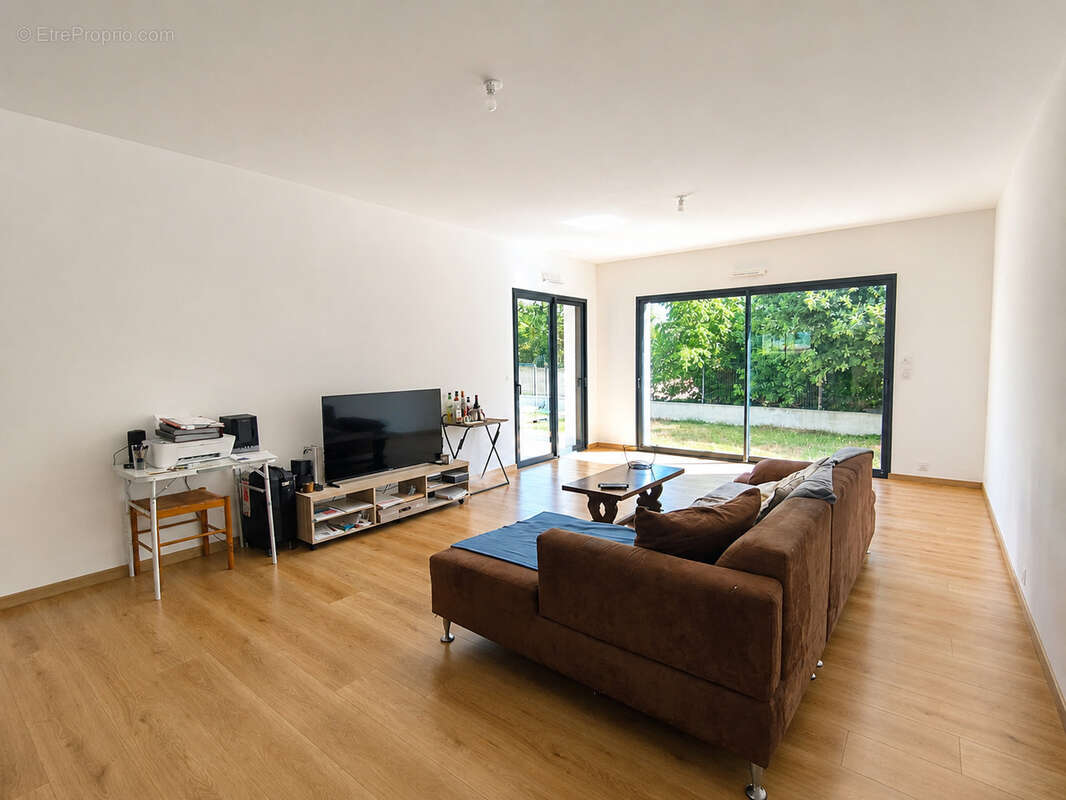 Plain-pied de 2024, 4 chambres - photo 3