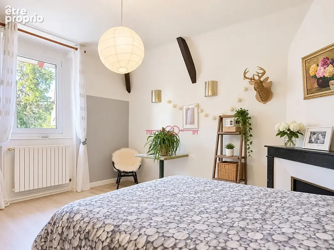 Maison de caractère  de 143 m² , 4 chambres avec jardin et garage - photo 10