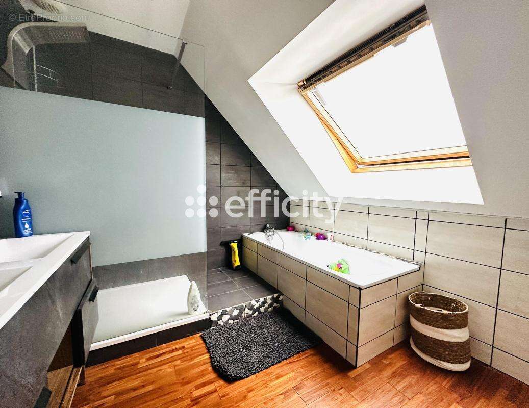 Maison à CHATEAUGIRON