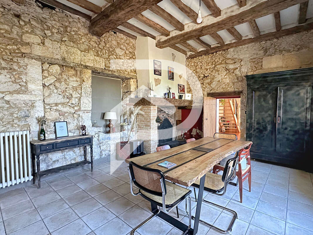 Maison à LES LECHES