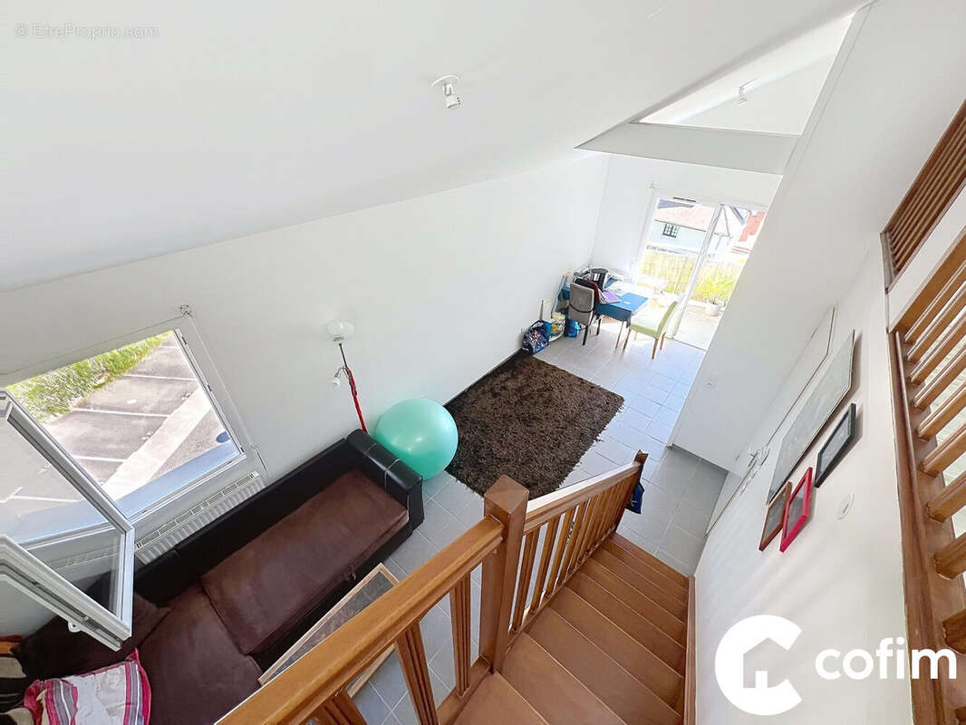 Appartement à LONS