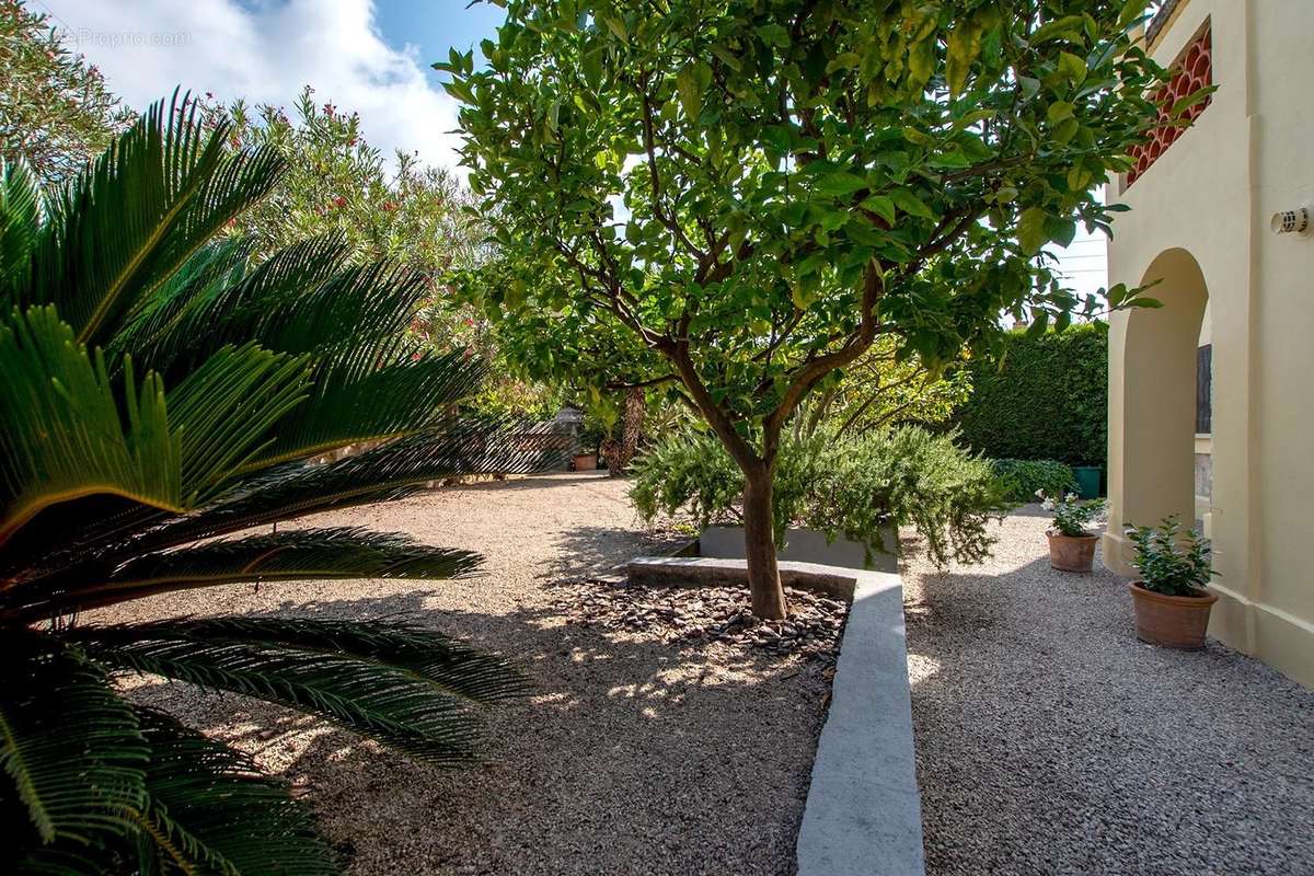 Maison à CAGNES-SUR-MER