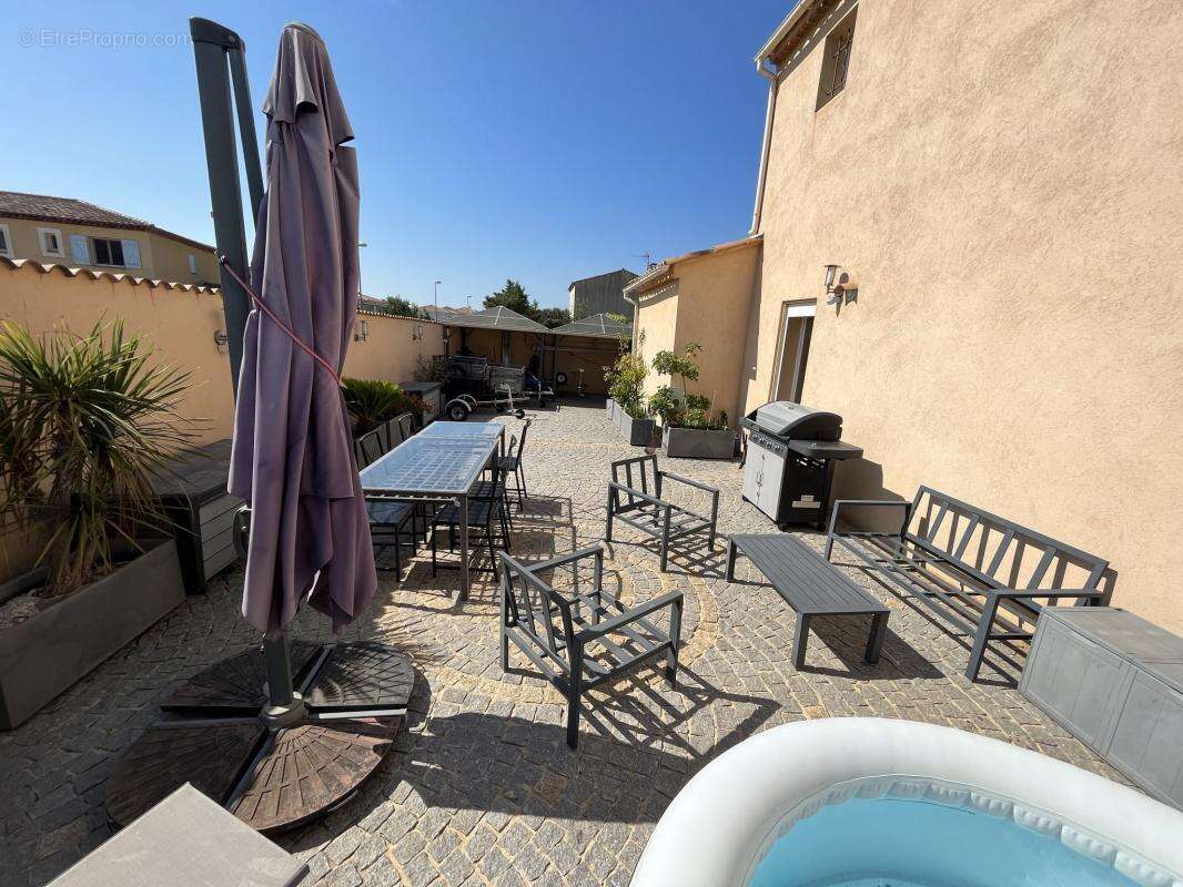 Maison à LA LONDE-LES-MAURES