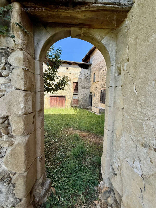 Maison à CHATILLON-SAINT-JEAN