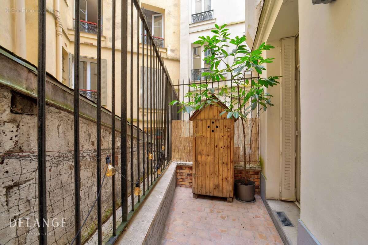 Studio avec terrasse - 15 m² - photo 10