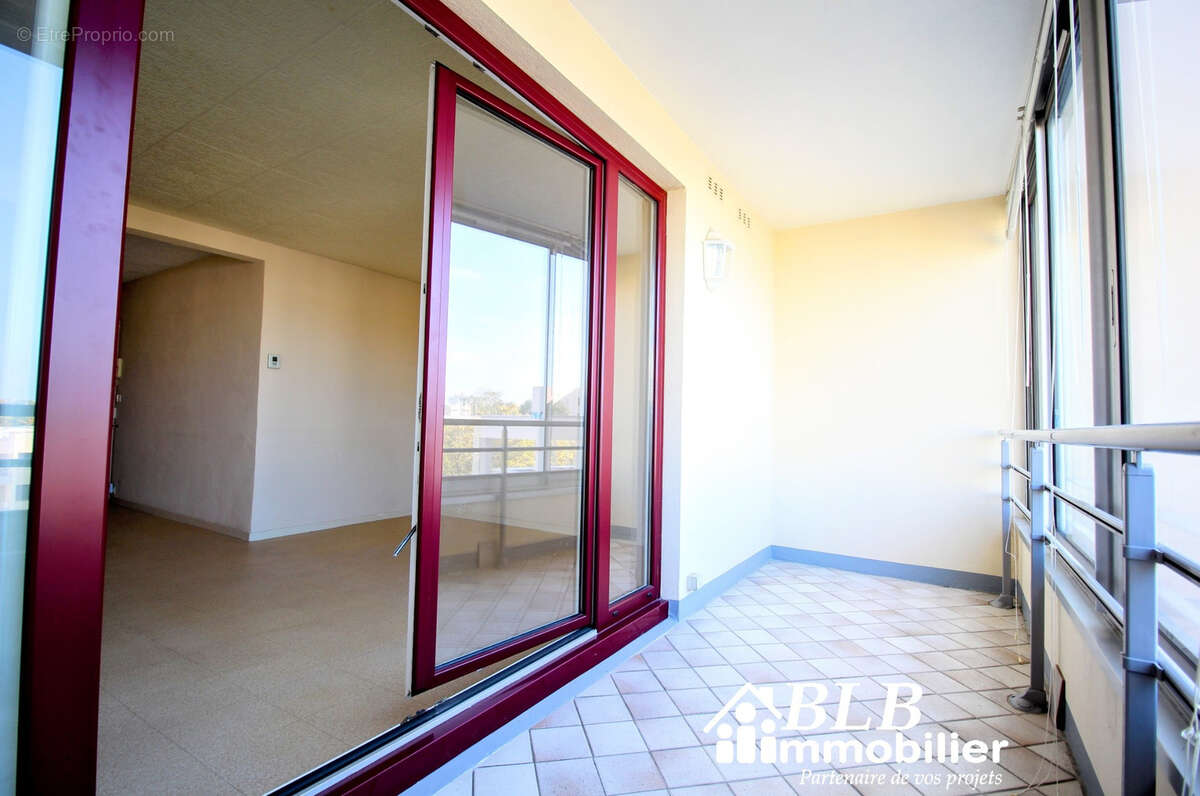 Appartement à MONTIGNY-LE-BRETONNEUX