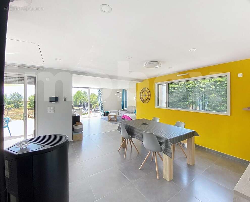 rayer-la-guseslerie_000010 - Maison à SAINT-HERBLON