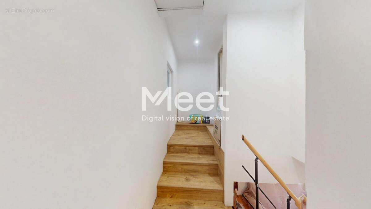 Maison à SAINT-MARTIN-SUR-ARMANCON